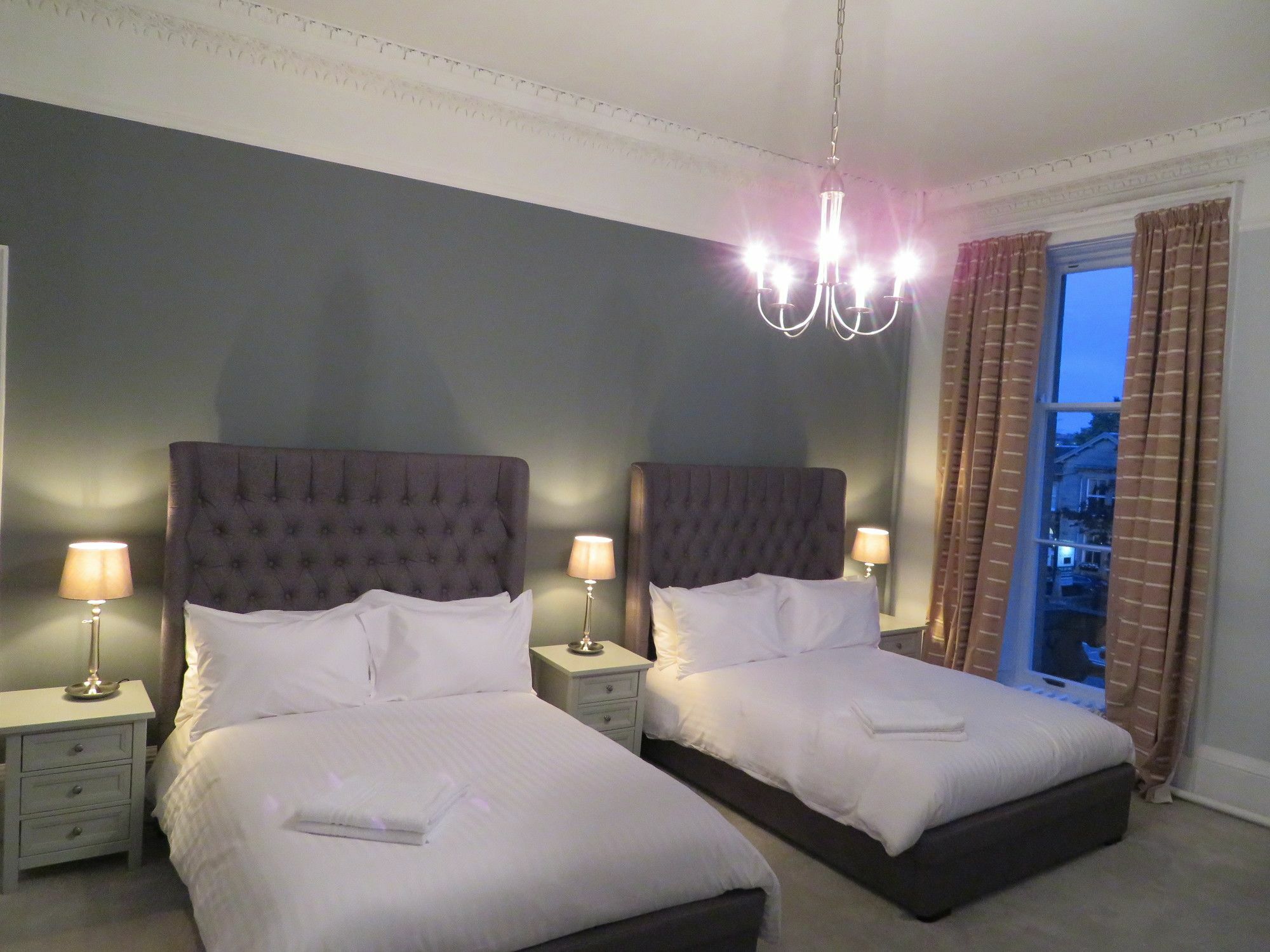 Duthus Lodge Guest House Единбург Екстериор снимка